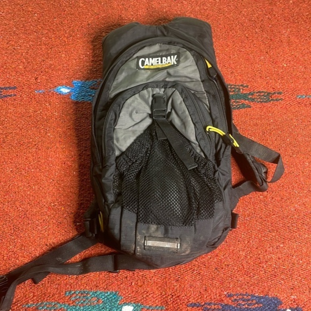 Camelback Blowfish Small Black Extender W/Blatter Adjustable Outdoor Hiking Back